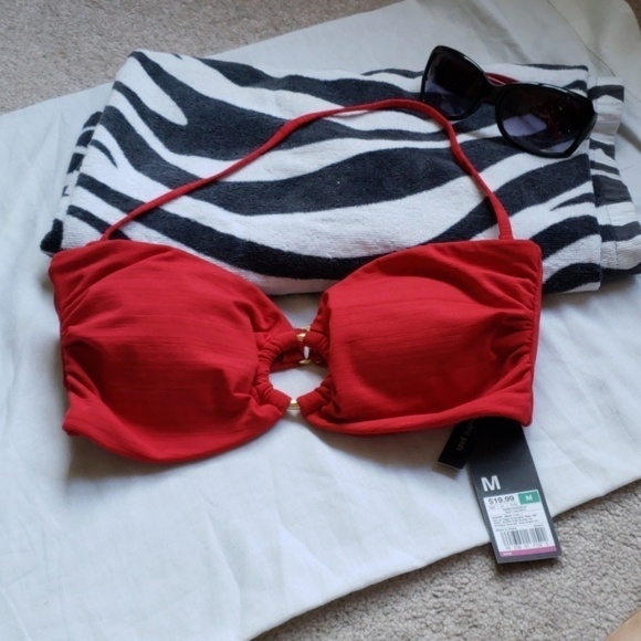𝅺mossimo Red Bikini Top NWT - Picture 2 of 11